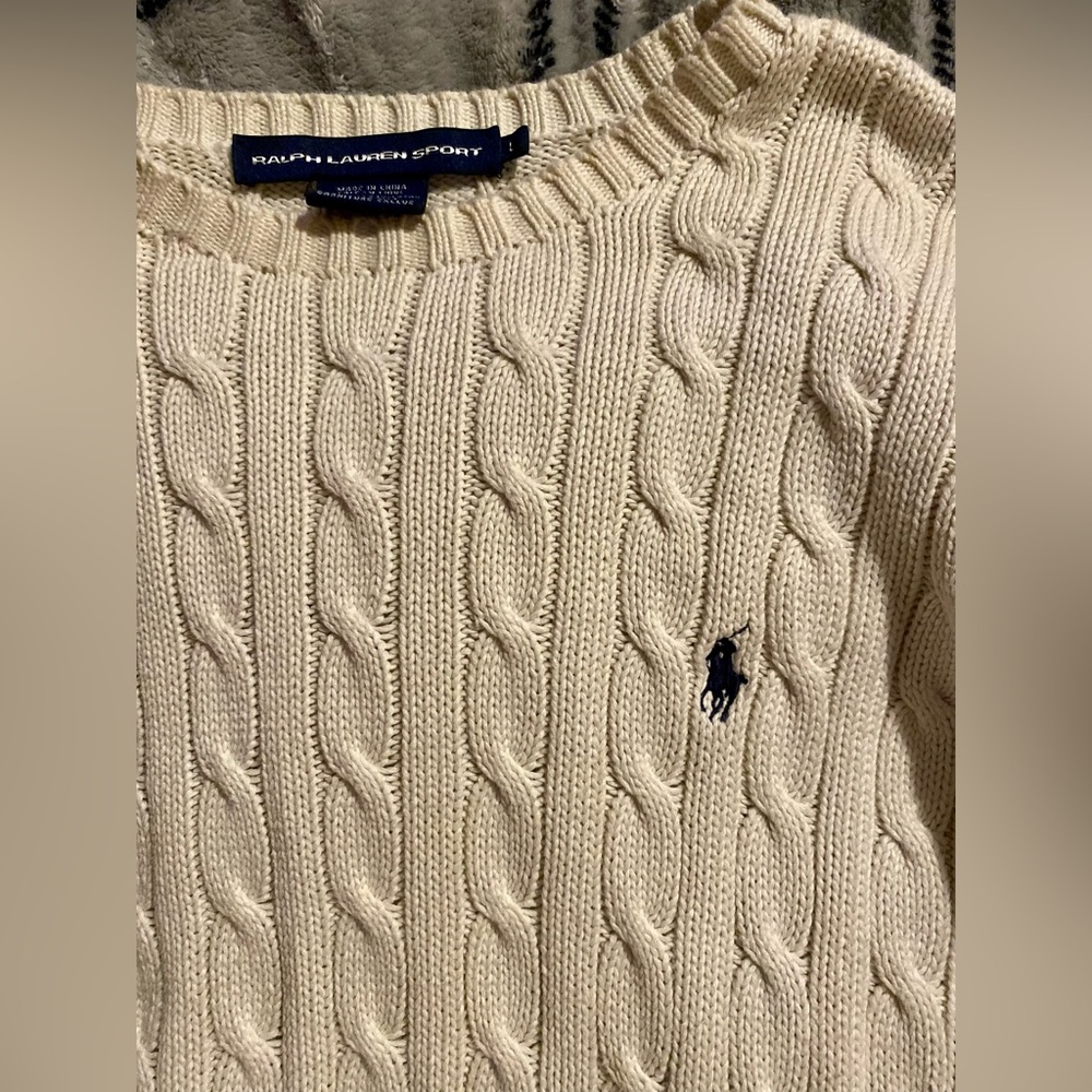 Polo cable knit sweater